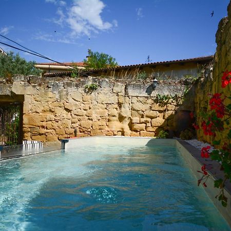 Hospederia Senorio De Brinas Hotel Exterior photo